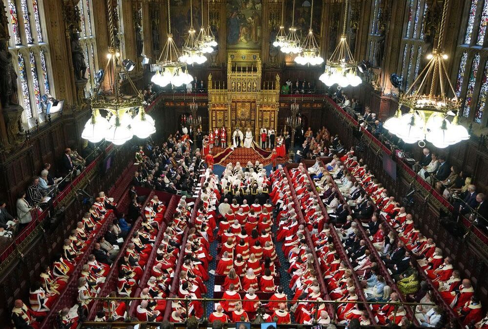 Politics Home | MPs And Peers Urge Burnham To Launch National Commission On Lords Reform