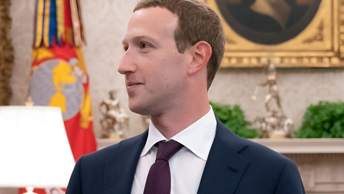 Zuckerberg explains Meta's personal AI superintelligence strategy